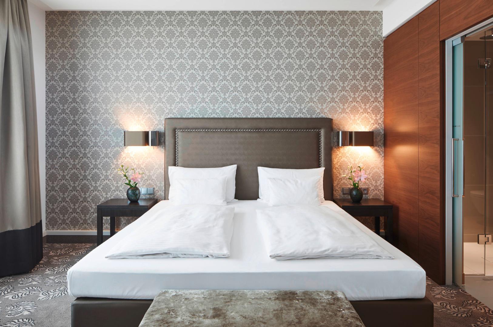 Ibis Styles Parma Toscanini Экстерьер фото