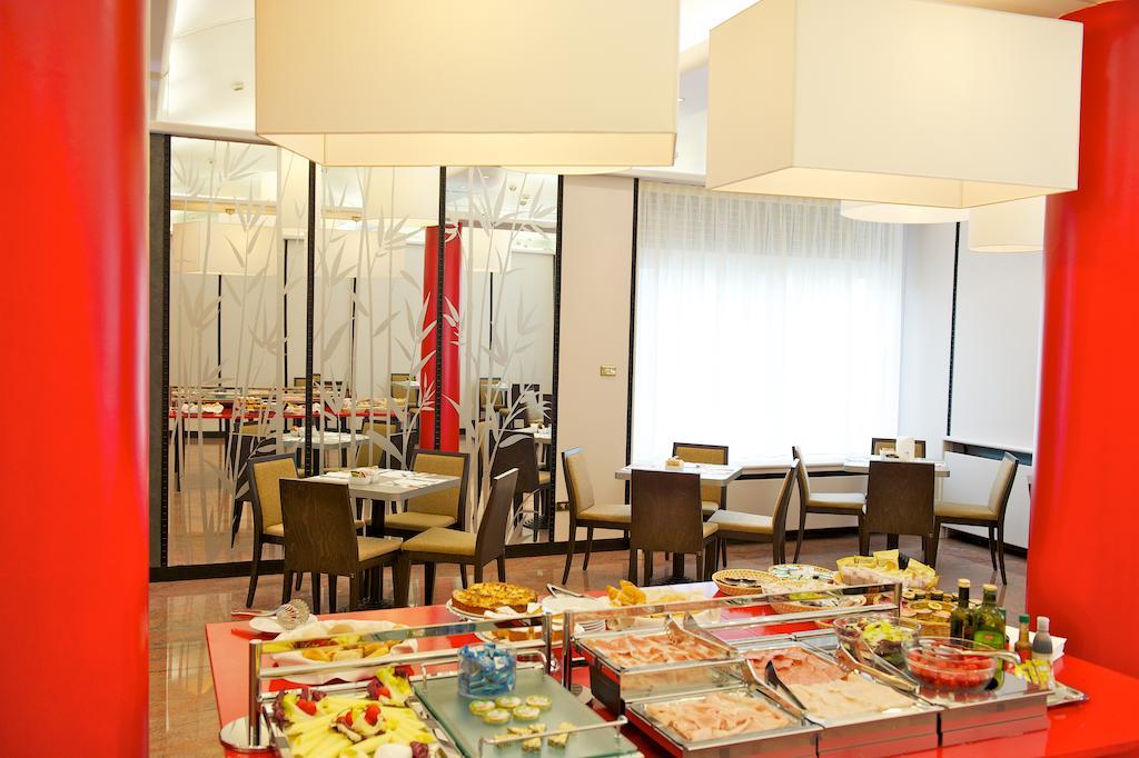 Ibis Styles Parma Toscanini Экстерьер фото