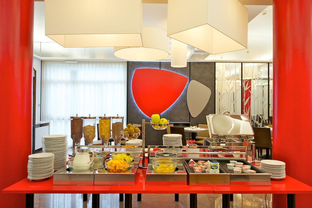 Ibis Styles Parma Toscanini Экстерьер фото