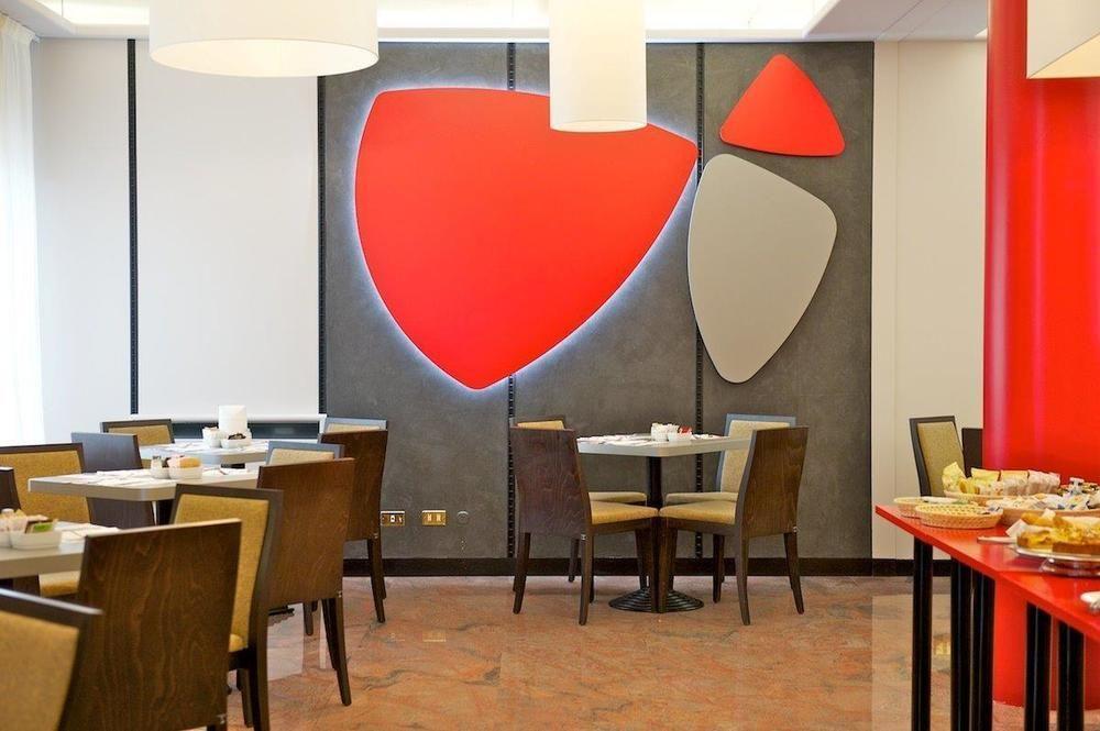 Ibis Styles Parma Toscanini Экстерьер фото